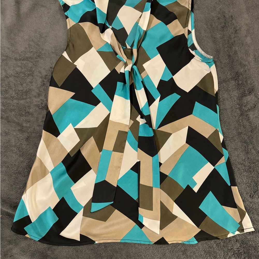 Geometric Sleeveless Top